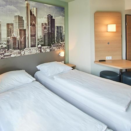 B&B Hotel Frankfurt-West Eschborn Exterior photo
