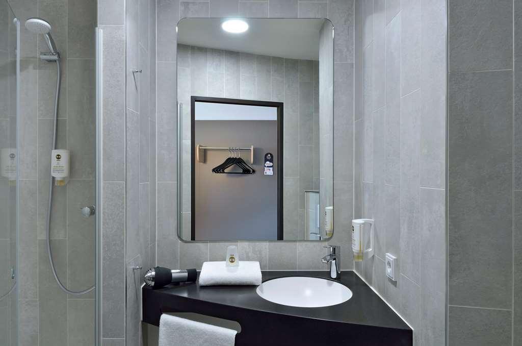 B&B Hotel Frankfurt-West Eschborn Exterior photo