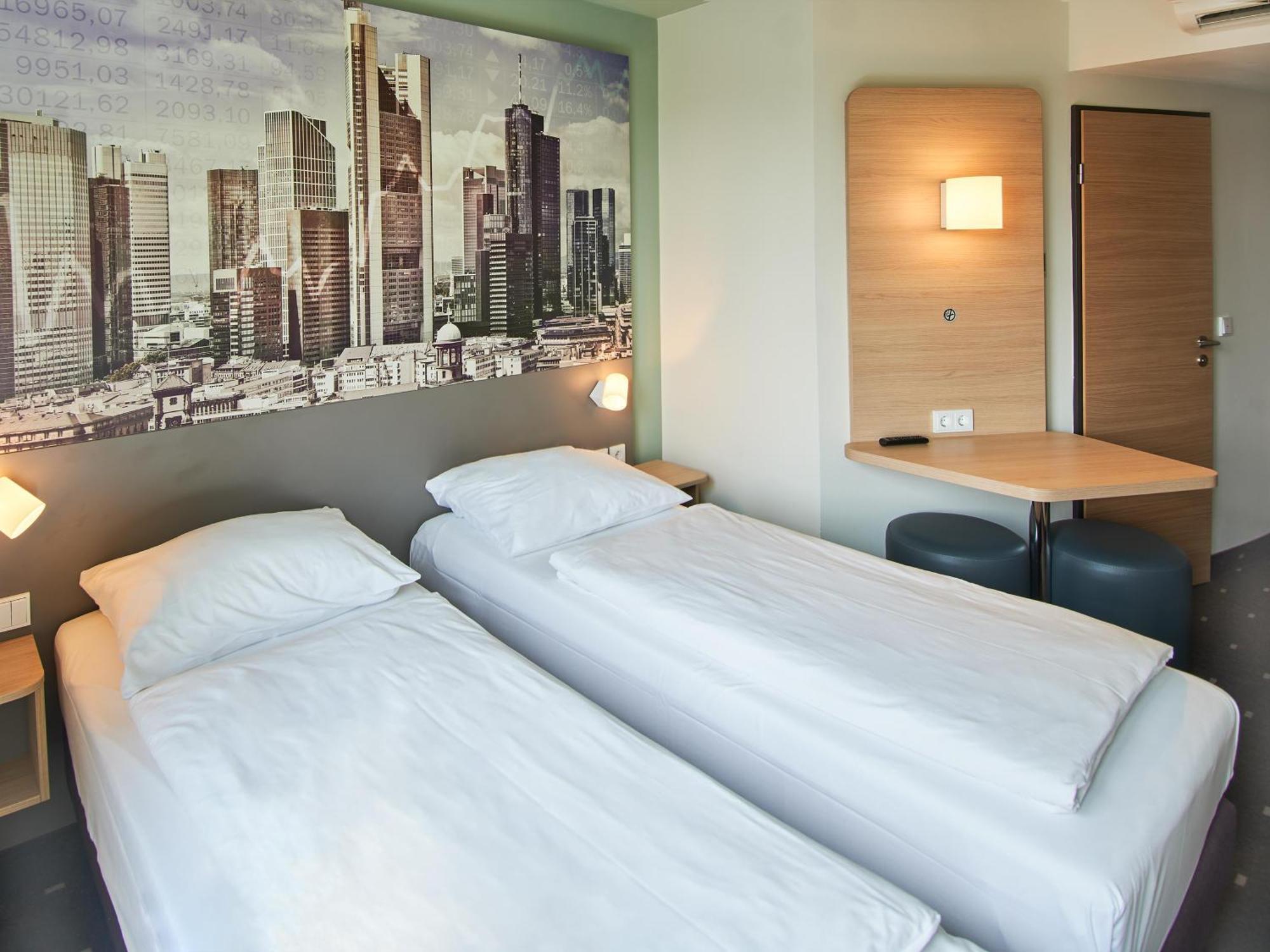 B&B Hotel Frankfurt-West Eschborn Exterior photo