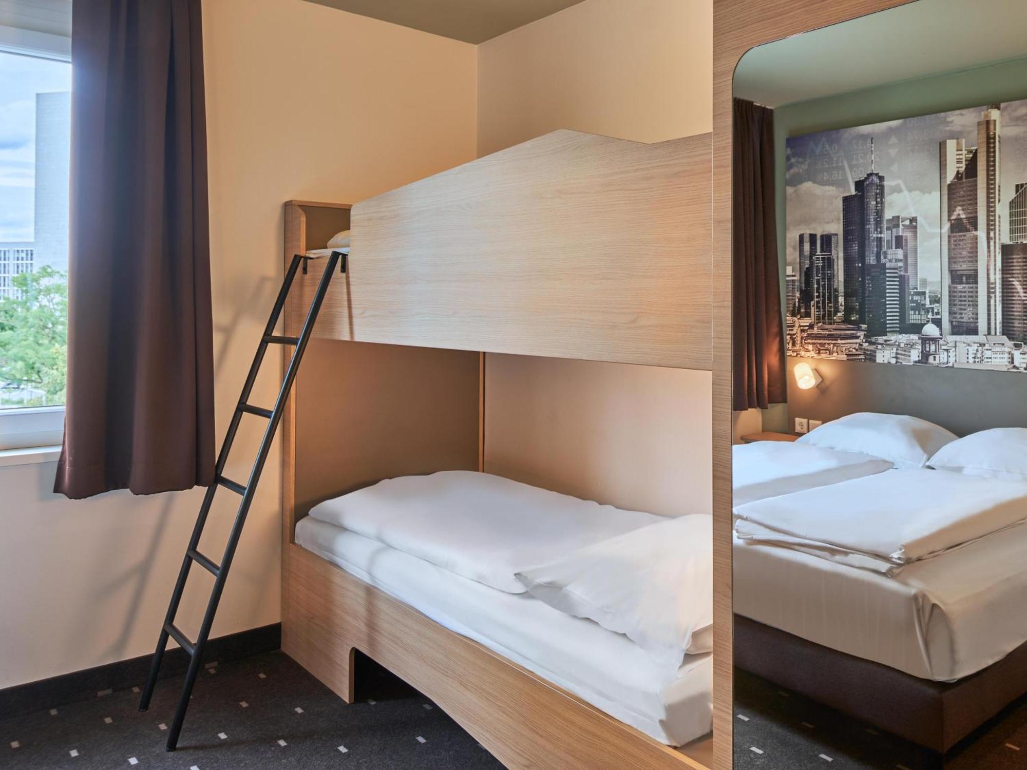 B&B Hotel Frankfurt-West Eschborn Exterior photo